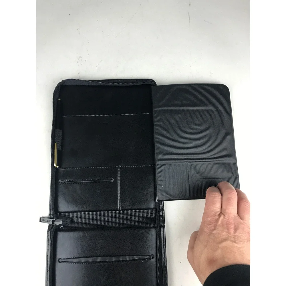 Leed's SCAN Powered By eFunds Black Zippered Padfolio Portfolio Organizer 10 x 8